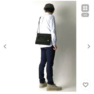 フレッドペリー(FRED PERRY)のFRED PERRY❤︎バッグ(ショルダーバッグ)