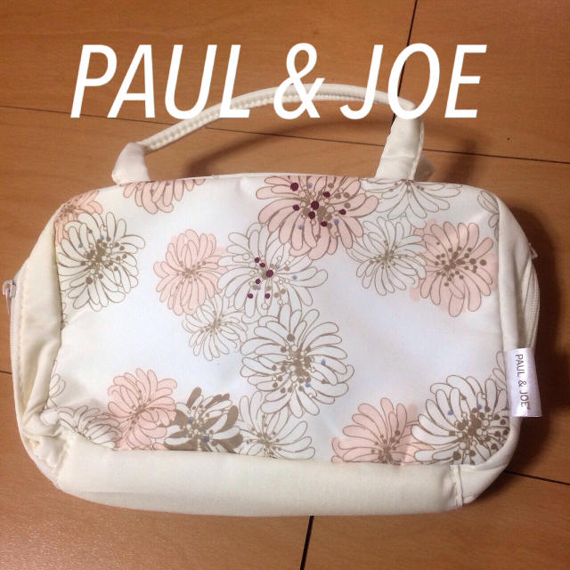 PAUL & JOE(ポールアンドジョー)のPAUL&JOE♡新品化粧ポーチ レディースのファッション小物(ポーチ)の商品写真