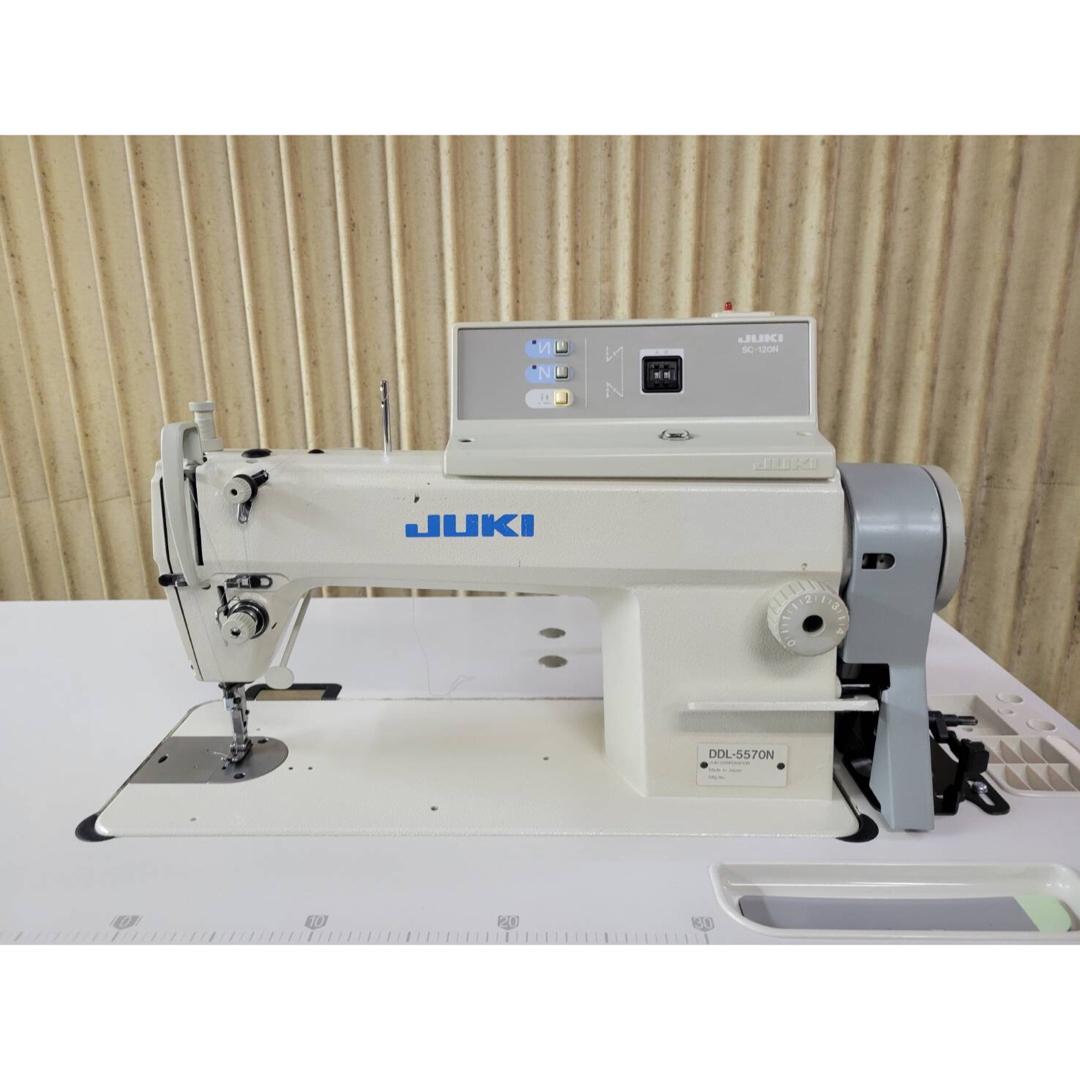 JUKI - 工業用ミシン☆JUKI☆DDL-5570N☆自動糸切り付き１本針本縫い