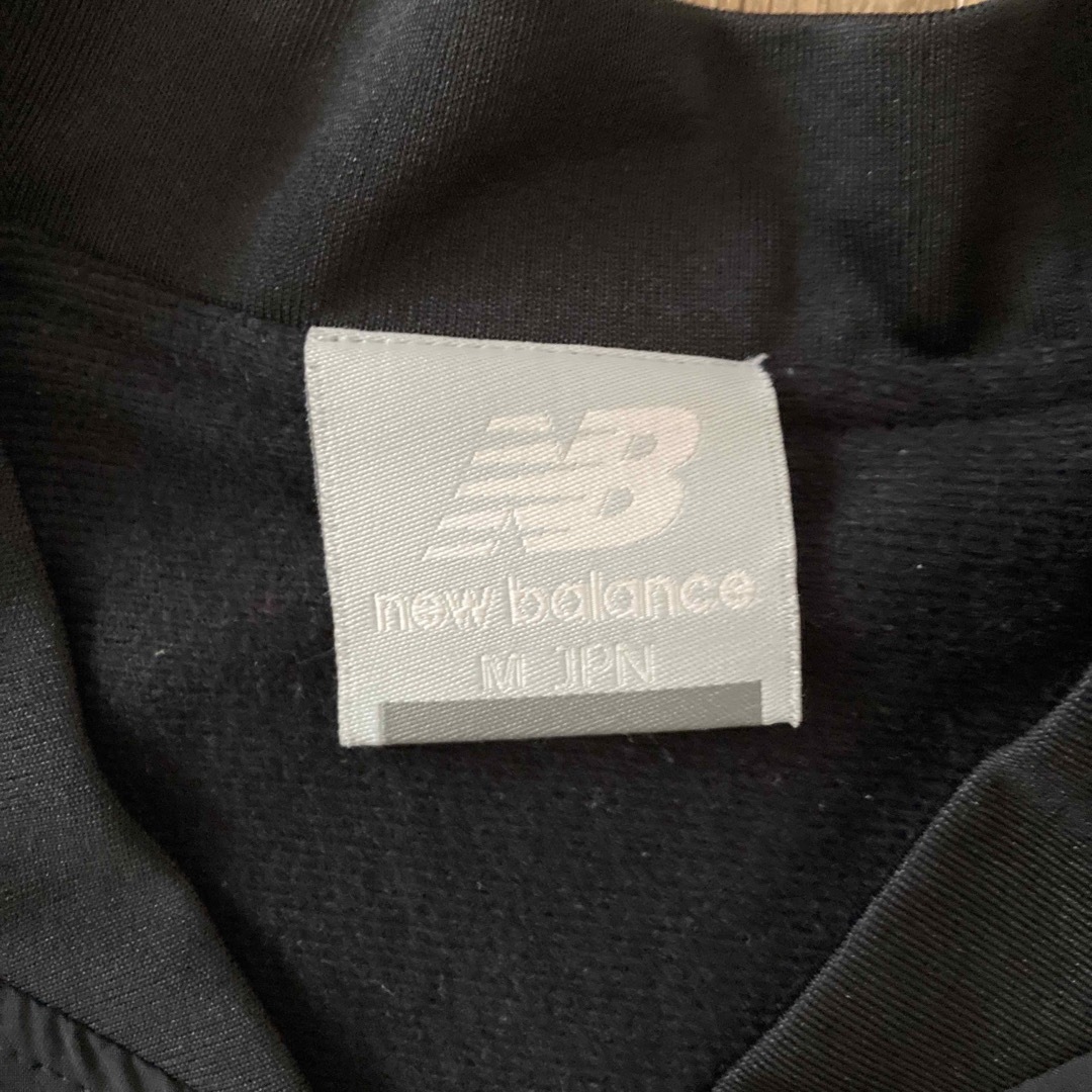New Balance(ニューバランス)のニューバランス　ウインドブレーカー　裏起毛　アウター　ランニング　運動 レディースのジャケット/アウター(ナイロンジャケット)の商品写真