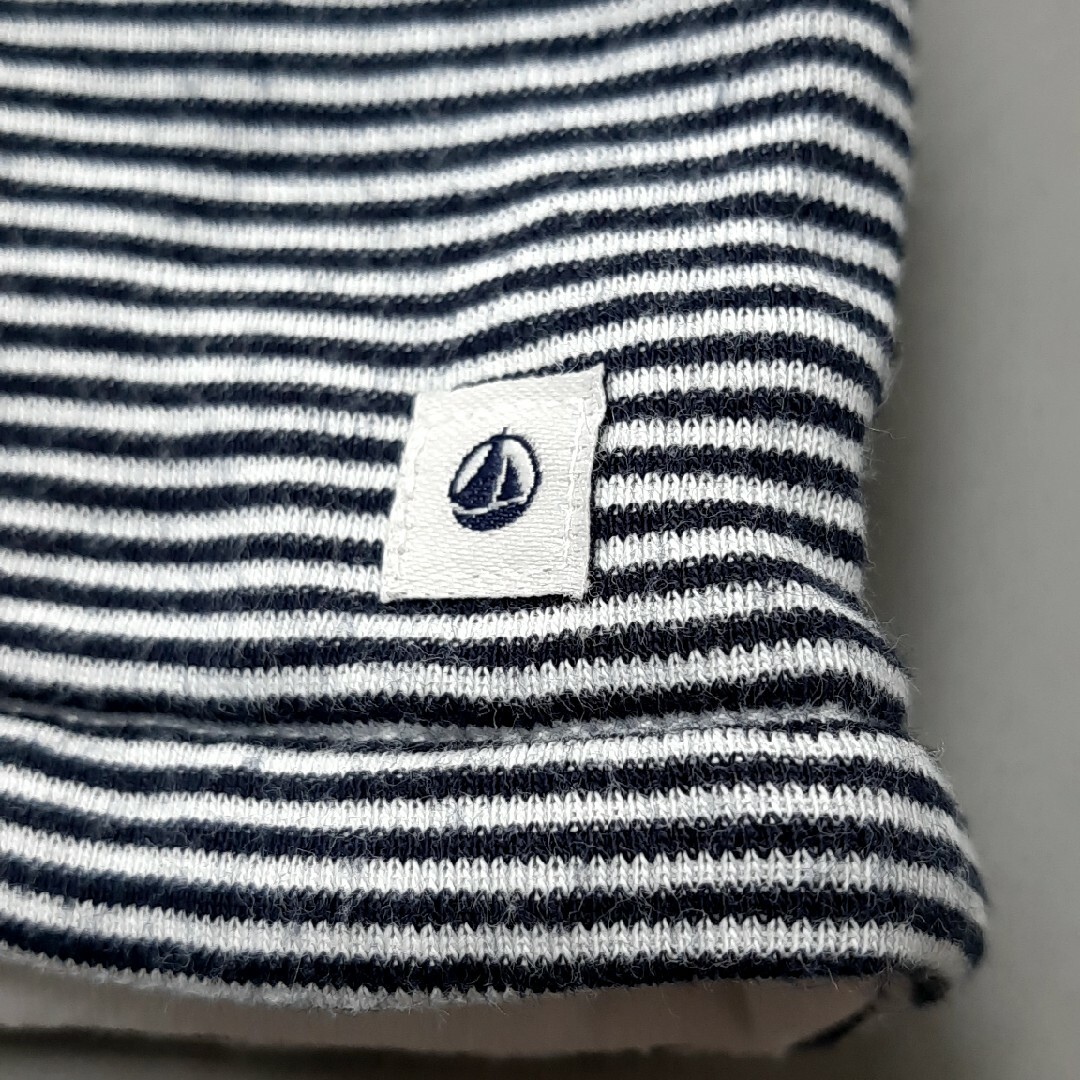 PETIT BATEAU(プチバトー)のプチバトーベスト　6m/67cm キッズ/ベビー/マタニティのベビー服(~85cm)(その他)の商品写真