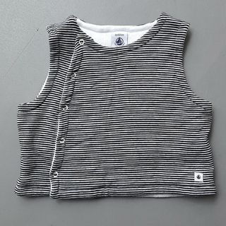 プチバトー(PETIT BATEAU)のプチバトーベスト　6m/67cm(その他)