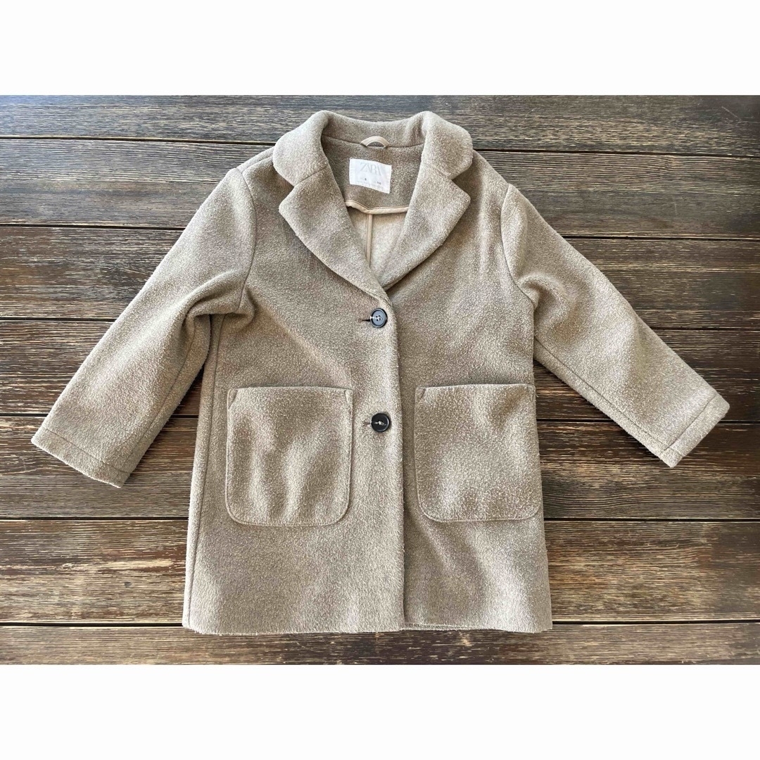 ZARA KIDS(ザラキッズ)のZARA キッズコート キッズ/ベビー/マタニティのキッズ服女の子用(90cm~)(コート)の商品写真