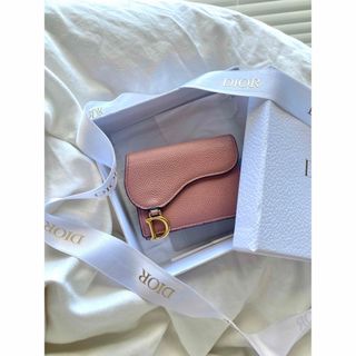 ディオール(Dior)のDior SADDLE コンパクト ウォレットグレインドカーフスキン(財布)