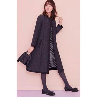 【美品】トッカ　ローラ　ロングコート　クローバー　キルティング　Aライン　リボンコジマの服