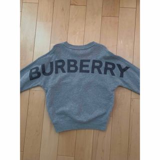 バーバリー(BURBERRY)のバーバリー　トレーナー　８y 128㌢(Tシャツ/カットソー)