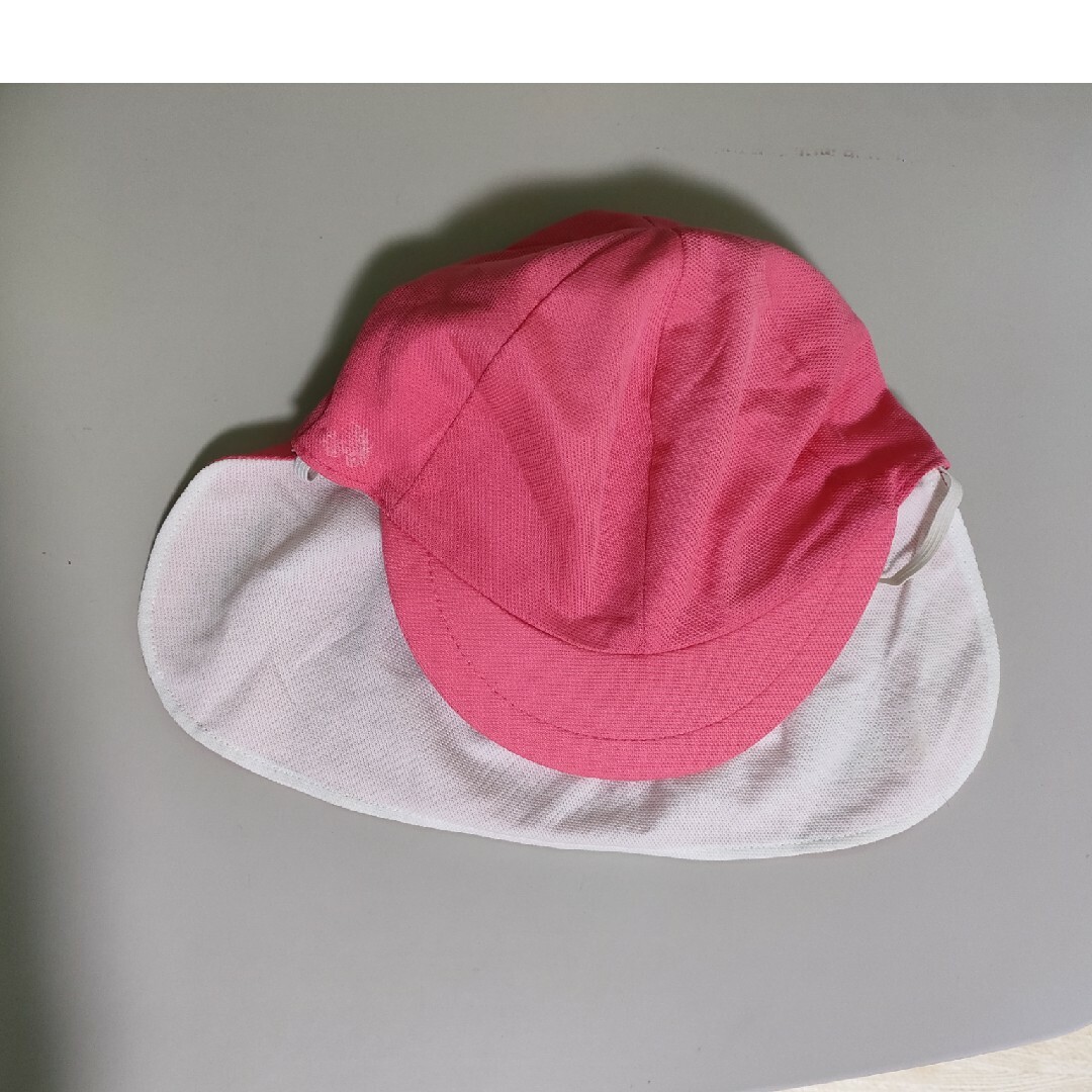 ① ひかりのくに　カラー帽子　濃いピンク色 キッズ/ベビー/マタニティのこども用ファッション小物(帽子)の商品写真