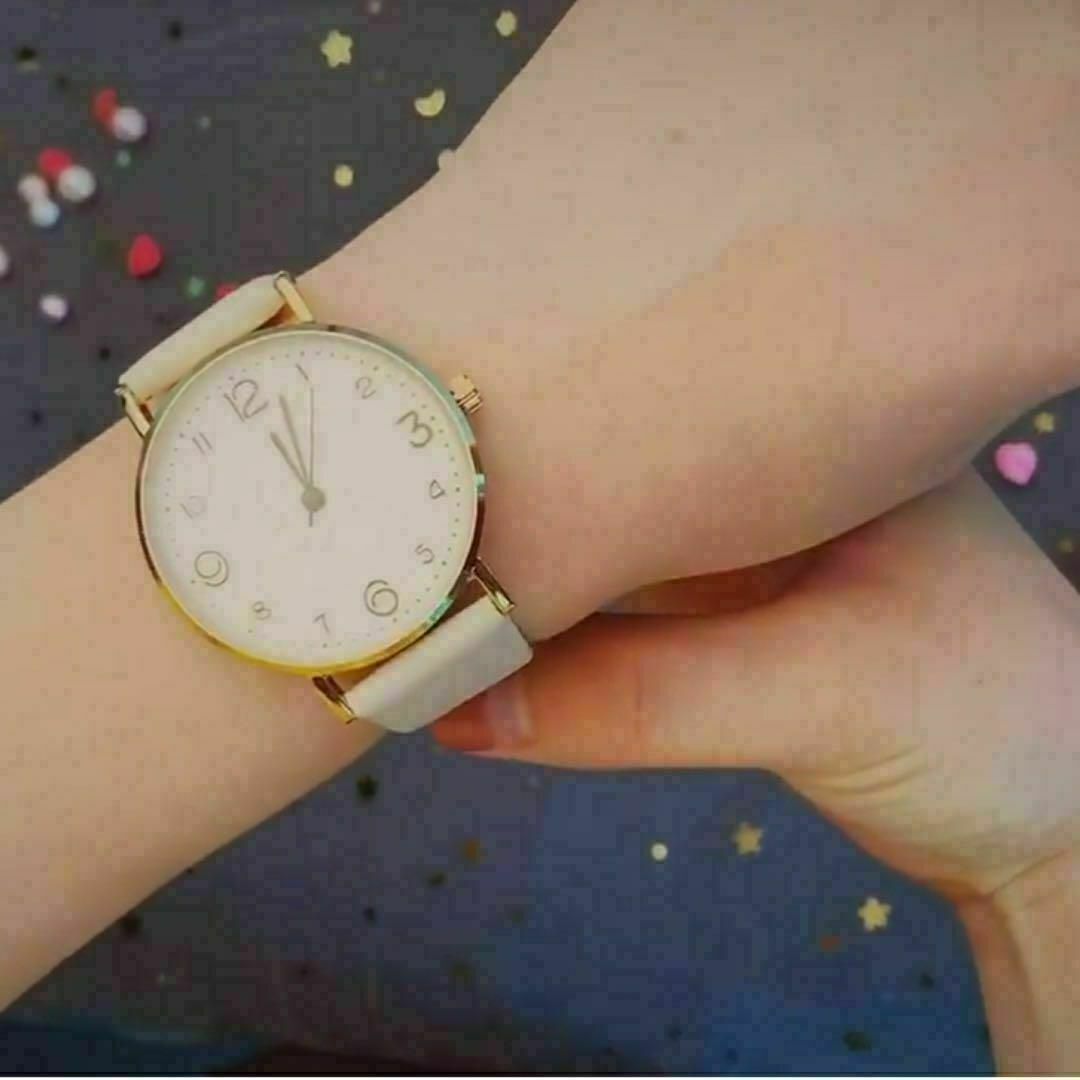 ⭐︎大人気⭐︎ レディース腕時計　ピンクベージュ　クォーツ　韓国　豪華　キラキラ レディースのファッション小物(腕時計)の商品写真