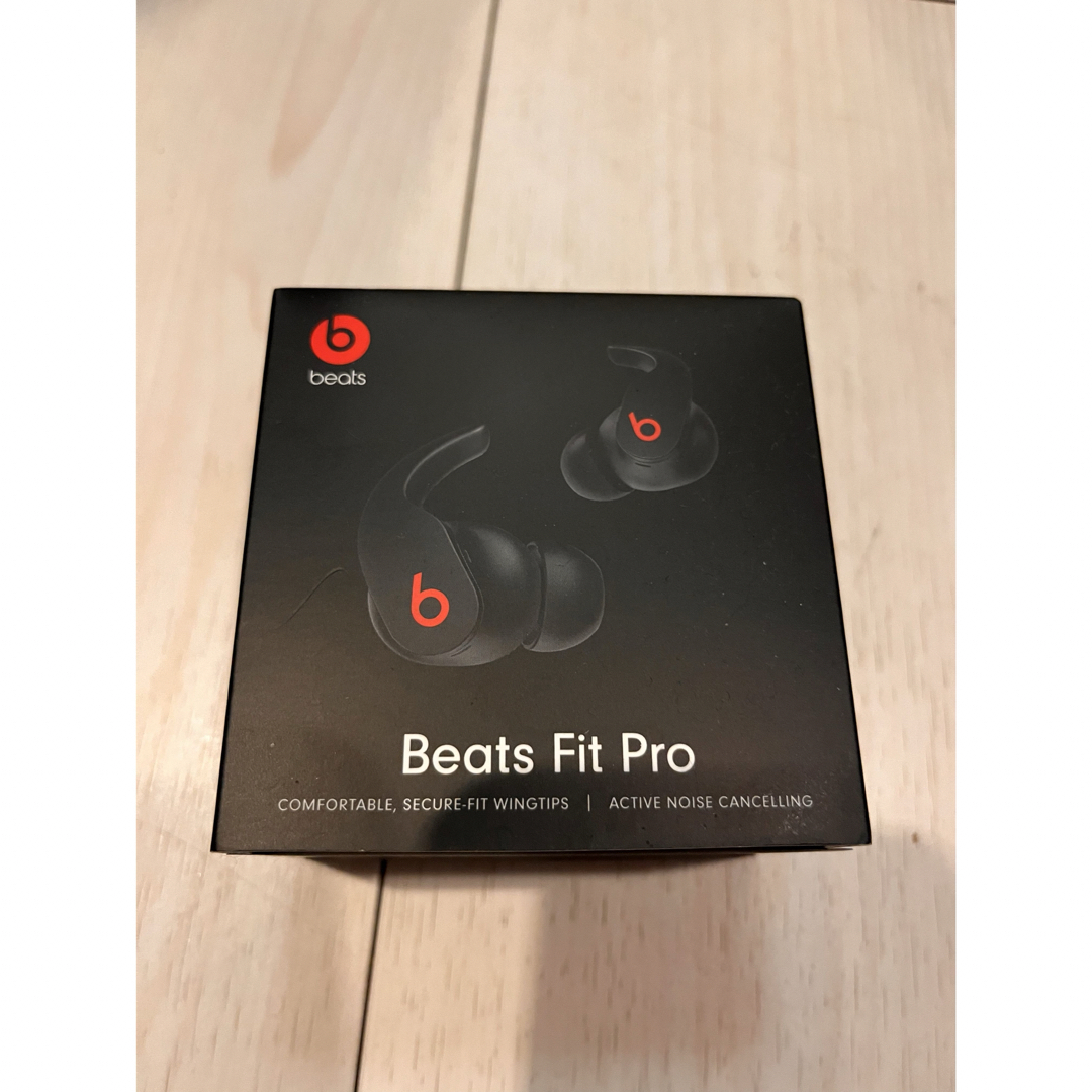 ヘッドフォン/イヤフォン新品未開封beats fit Pro黒