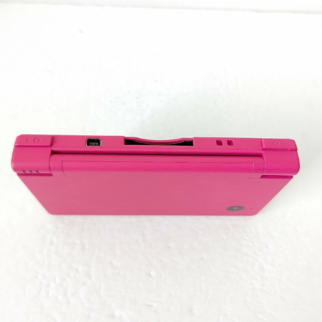 ニンテンドーDS(ニンテンドーDS)のNintendo　ニンテンドーDSi　ピンク　極美品　任天堂　ゲーム機 エンタメ/ホビーのゲームソフト/ゲーム機本体(携帯用ゲーム機本体)の商品写真
