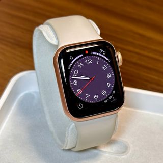 アップルウォッチ(Apple Watch)のApple Watch SE 第1世代（GPSモデル） 40mm ゴールド(その他)