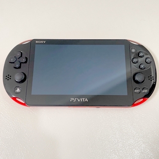 プレイステーションヴィータ(PlayStation Vita)のPSvita 2000 レッド ブラック 本体 黒 赤 PCH-2000 ソニー(携帯用ゲーム機本体)