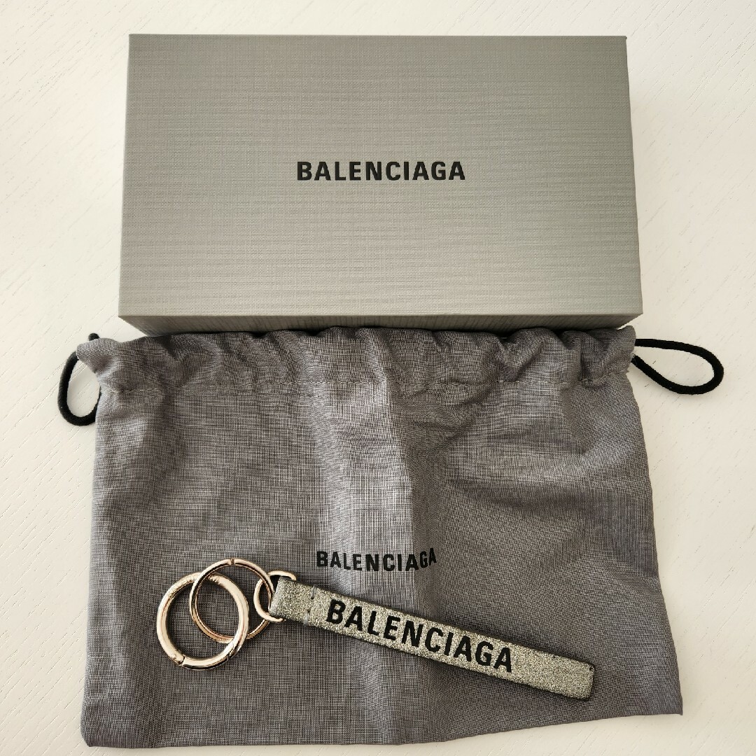 Balenciaga(バレンシアガ)のBALENCIAGAキーホルダー大幅値下げ レディースのファッション小物(キーホルダー)の商品写真