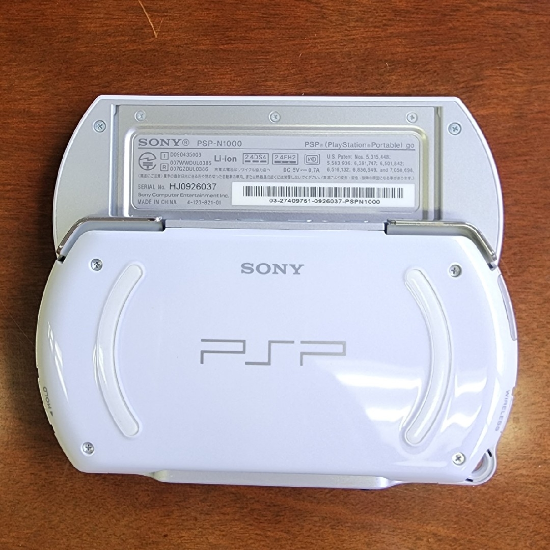 SONY PlayStationPortable 本体 PSP-N1000 PW エンタメ/ホビーのゲームソフト/ゲーム機本体(携帯用ゲーム機本体)の商品写真