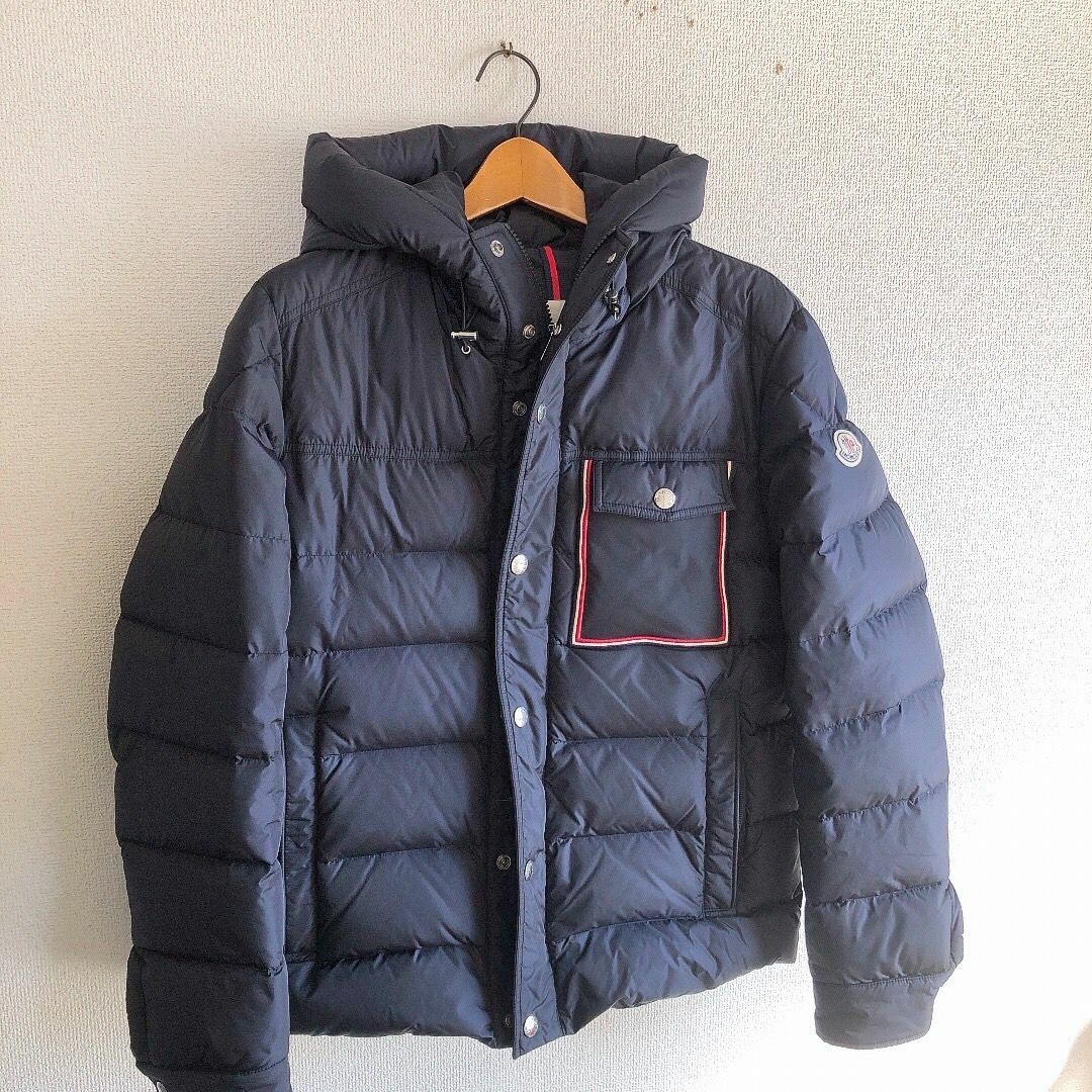 MONCLER(モンクレール)のMONCLER♡超美品♡PREVOT♡ネイビー2♡モンクレール♡プレボ♡ メンズのジャケット/アウター(ダウンジャケット)の商品写真