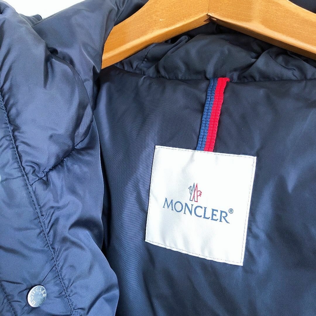 MONCLER(モンクレール)のMONCLER♡超美品♡PREVOT♡ネイビー2♡モンクレール♡プレボ♡ メンズのジャケット/アウター(ダウンジャケット)の商品写真