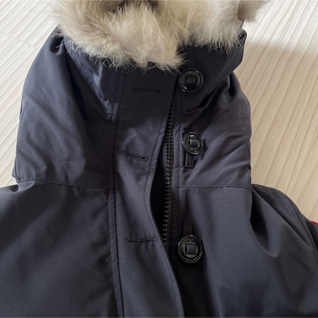 CANADA GOOSE(カナダグース)の専用！ロンハーマン購入　CANADA GOOSE ブロンテ　ネイビー レディースのジャケット/アウター(ダウンジャケット)の商品写真