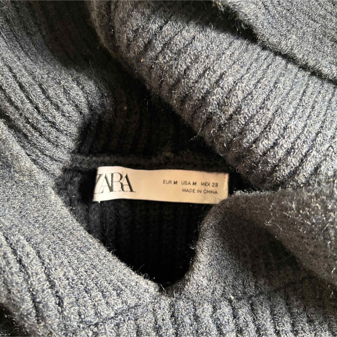 ZARA(ザラ)のzara ボーダーニット　オーバーフード　試着のみ レディースのトップス(ニット/セーター)の商品写真