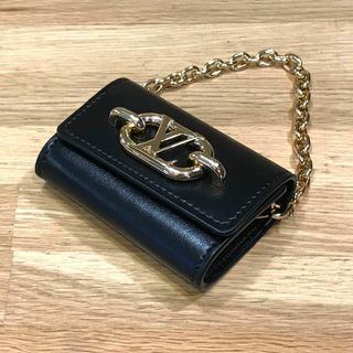 ルイヴィトン(LOUIS VUITTON)の新品未使用 ルイヴィトン 現行 ビジューサック イヤホンホルダー LVリンク(その他)