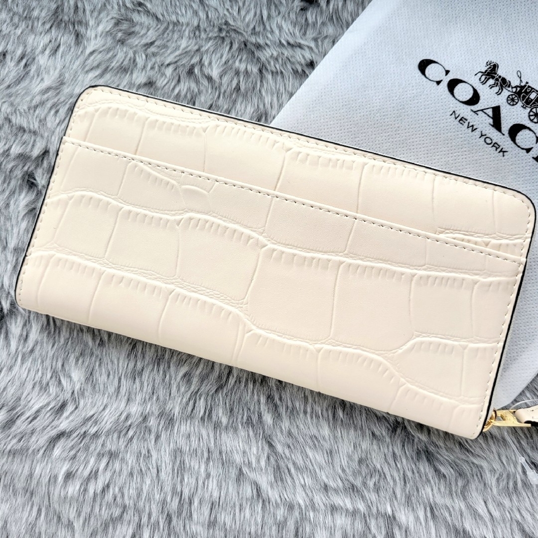 新品未使用　COACH コーチ　長財布　ベージュCOACH