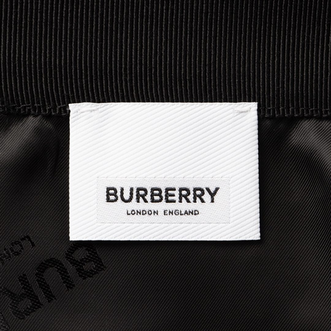 BURBERRY(バーバリー)のバーバリー BURBERRY ミニスカート チェック ブークレ フリンジ 2023年秋冬新作 8072325 レディースのスカート(ミニスカート)の商品写真