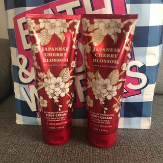 バスアンドボディーワークス(Bath & Body Works)の【新品】バスアンドボディワークス　ボディクリーム　2本(ボディクリーム)