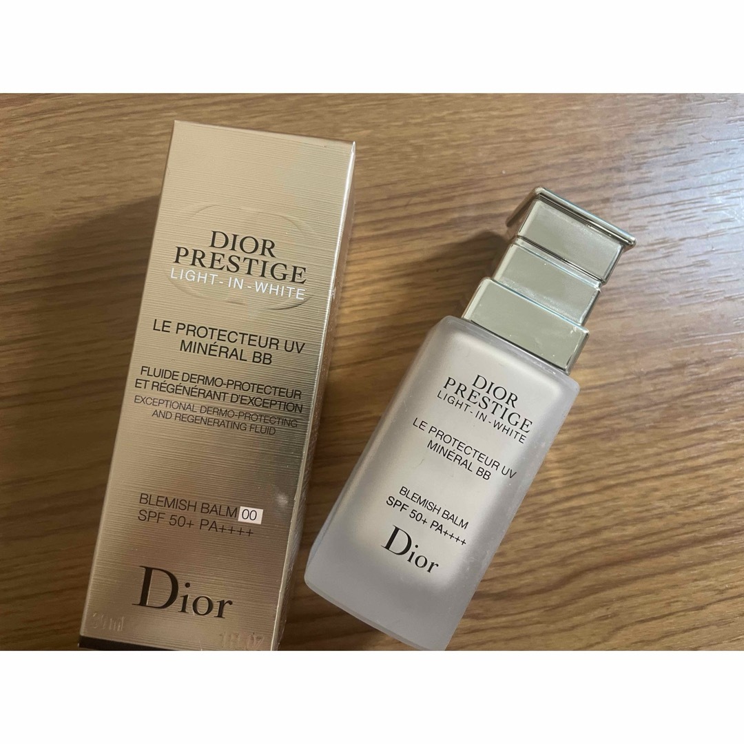 Christian Dior(クリスチャンディオール)のDIOR プレステージ ホワイト ル プロテクター UV  コスメ/美容のベースメイク/化粧品(化粧下地)の商品写真