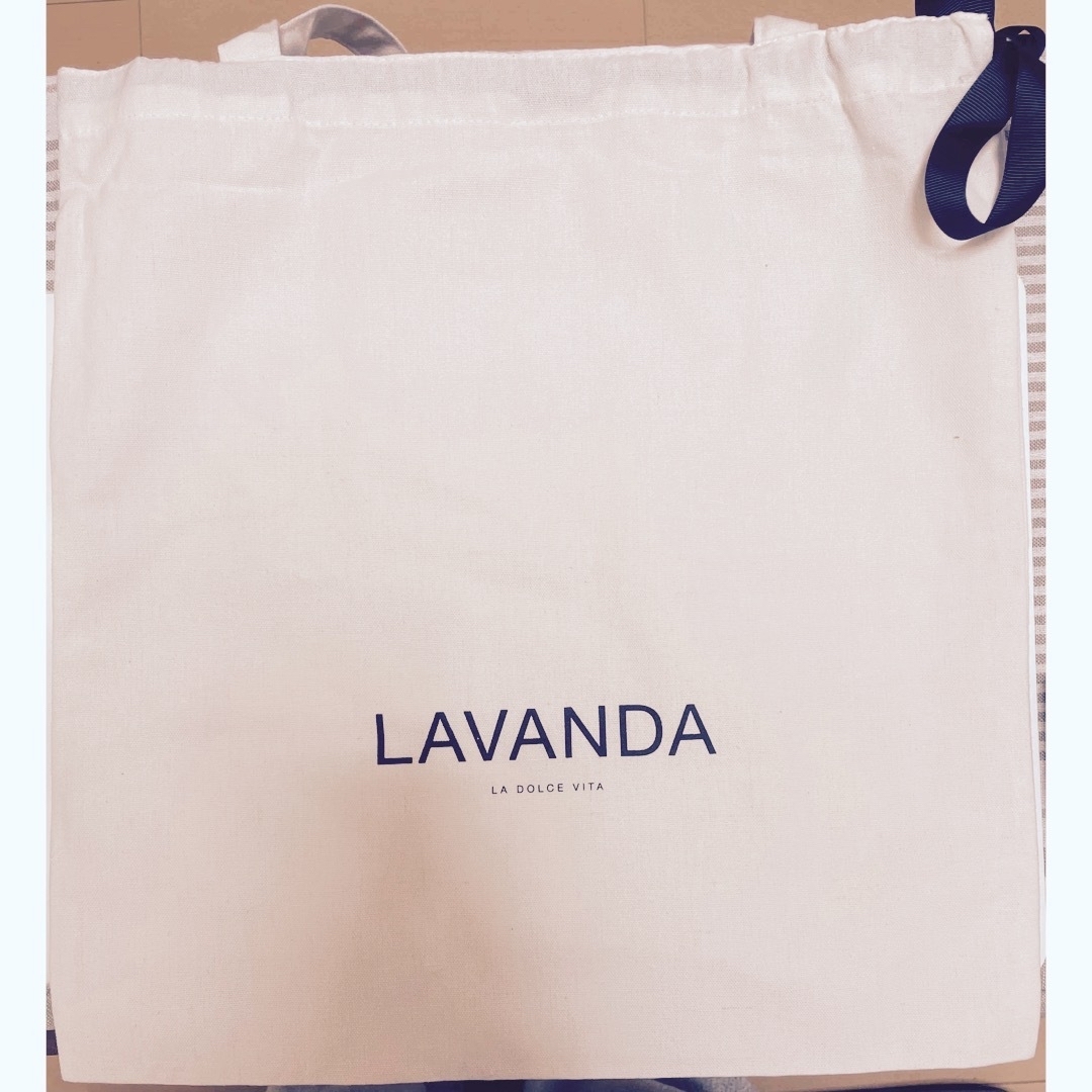 LAVANDA ショッパー(トートバッグ)ポストカード付き レディースのバッグ(トートバッグ)の商品写真