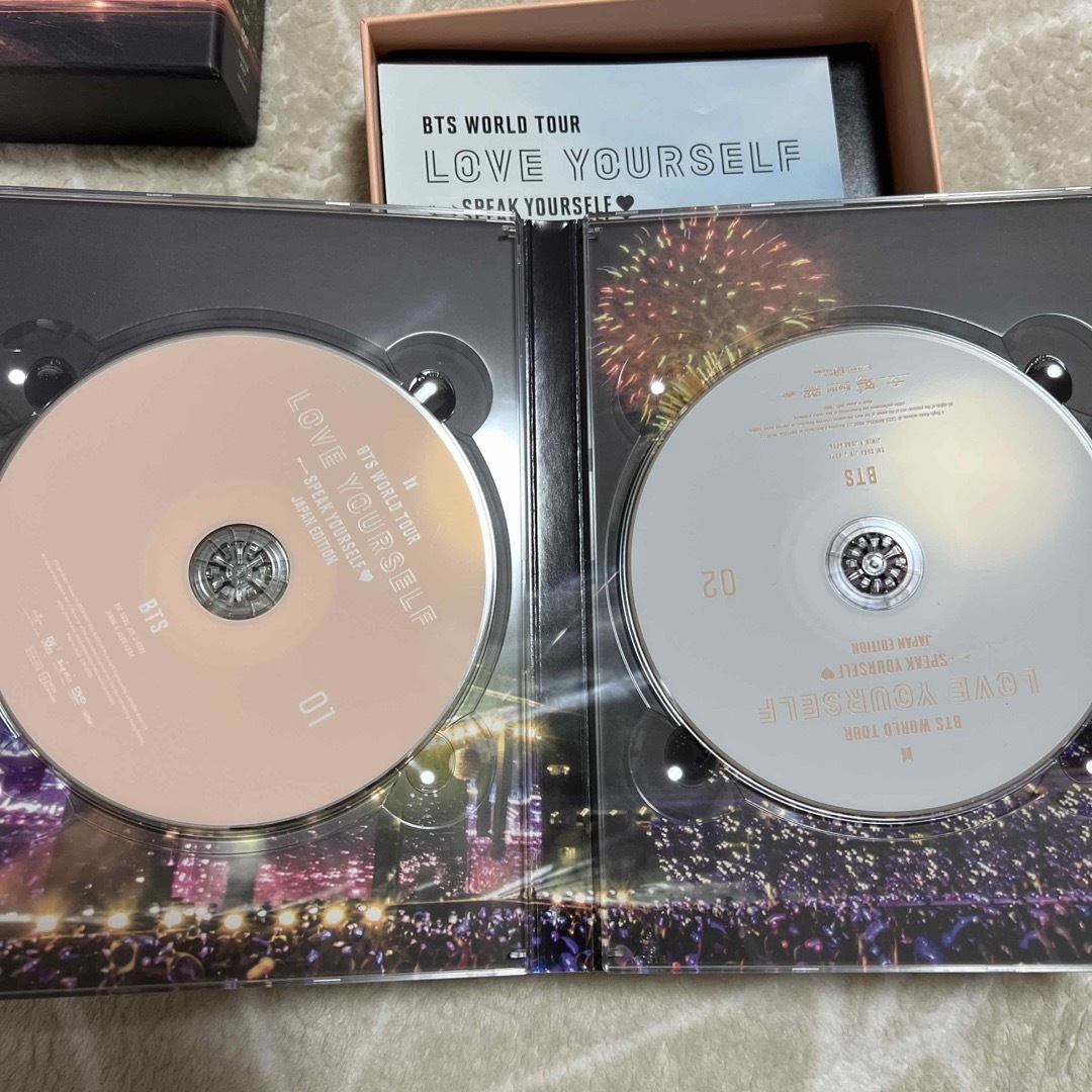 防弾少年団(BTS)(ボウダンショウネンダン)のBTS　WORLD　TOUR‘LOVE　YOURSELF：SPEAK　YOURS エンタメ/ホビーのDVD/ブルーレイ(ミュージック)の商品写真