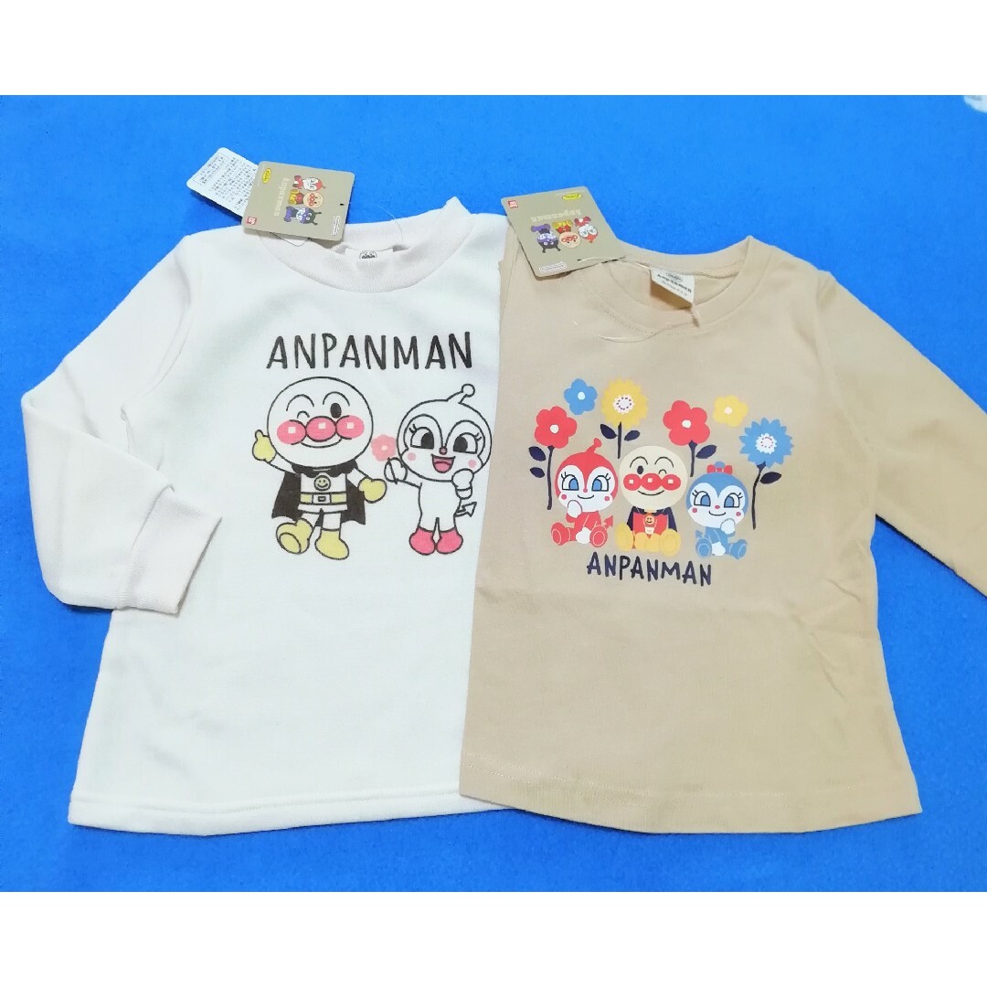 アンパンマン(アンパンマン)の新品　90cm　アンパンマン　長袖Tシャツと長袖トレーナー2枚セット　b×i キッズ/ベビー/マタニティのキッズ服女の子用(90cm~)(Tシャツ/カットソー)の商品写真