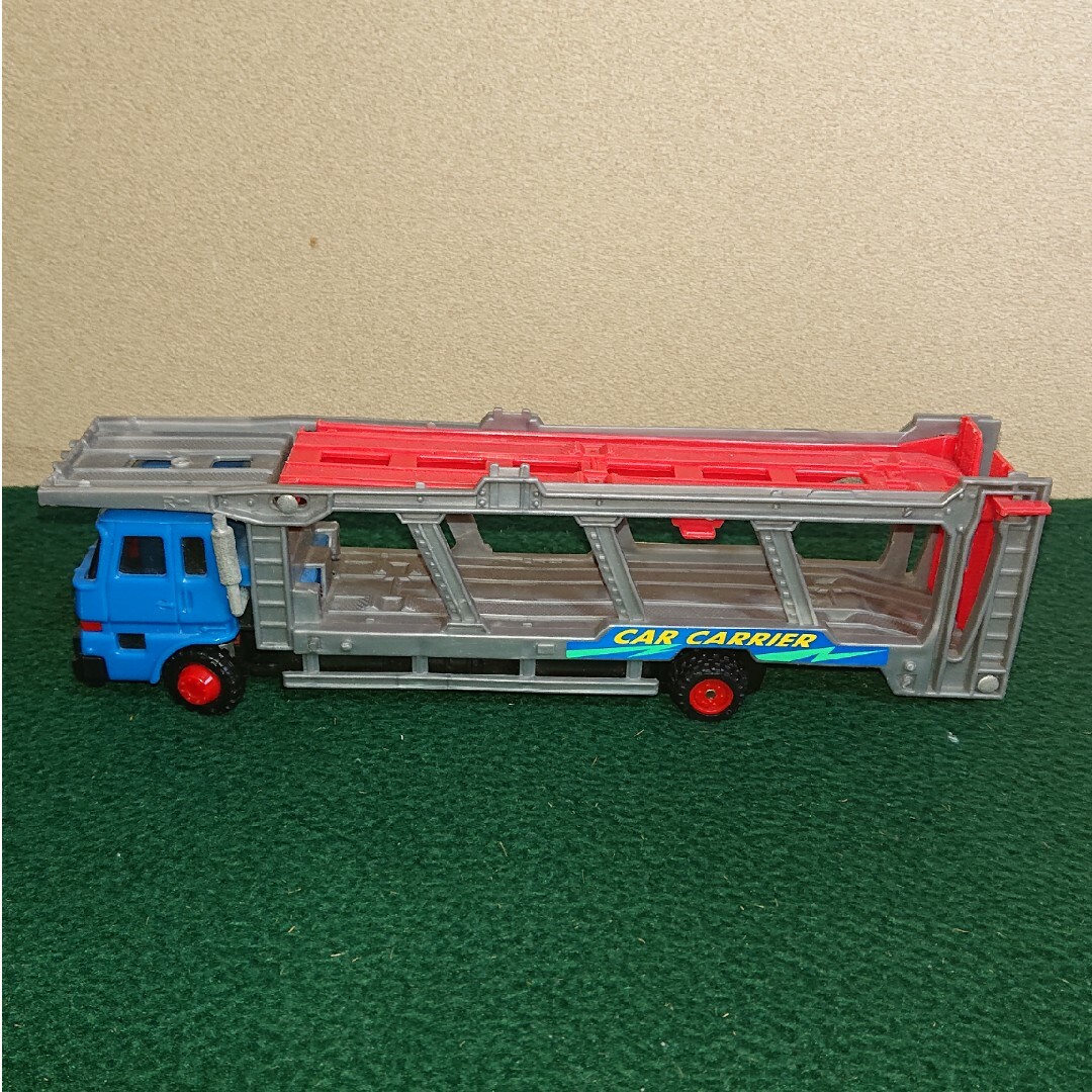 TOMMY(トミー)のTOMY トミー CAR CARRIER カーキャリア 1977 キッズ/ベビー/マタニティのおもちゃ(電車のおもちゃ/車)の商品写真