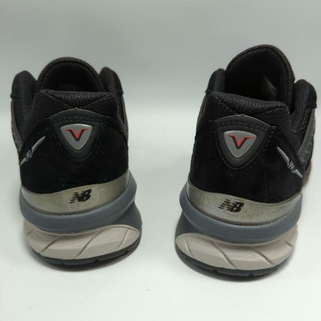 New Balance(ニューバランス)の【訳あり】ニューバランス M990BK5 【やや幅狭〜普通幅 Width:D】 NEW BALANCE M990 ブラック / シルバー 990 メンズ スニーカー 990V5 US9.0( 27.0cm ) メンズの靴/シューズ(スニーカー)の商品写真