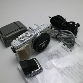 オリンパス(ホワイト/白色系)の通販 1,000点以上 | OLYMPUSを買う