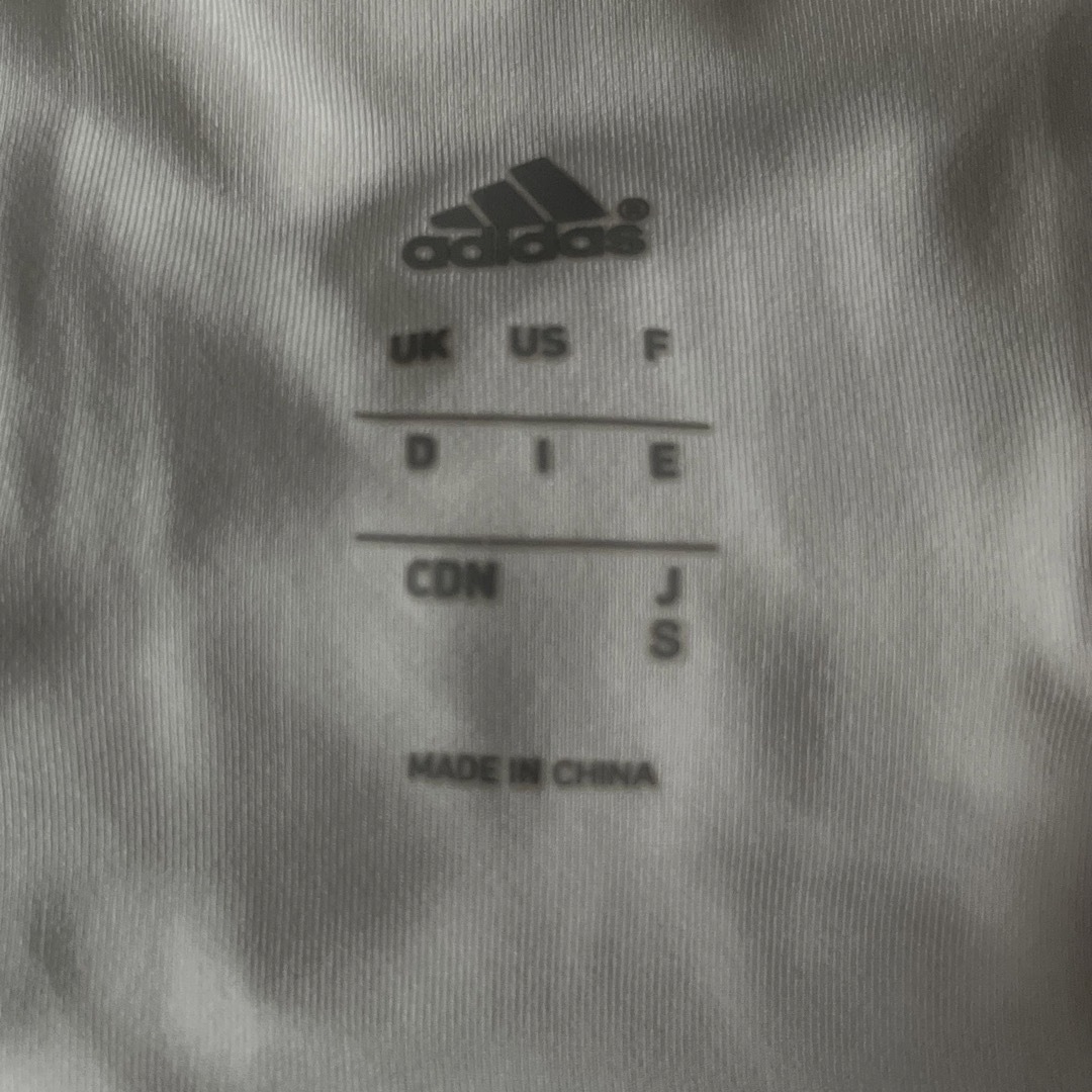 adidas(アディダス)の未使用　アディダス　ウェア　Tシャツ スポーツ/アウトドアのトレーニング/エクササイズ(その他)の商品写真