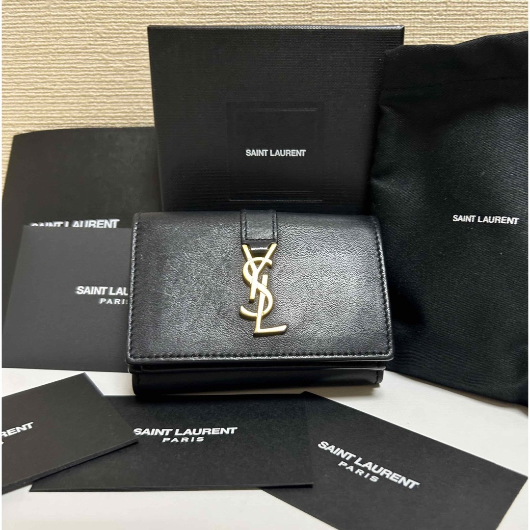 Saint Laurent(サンローラン)のサンローラン　SAINT LOURENT  三つ折り財布　ブラック レディースのファッション小物(財布)の商品写真