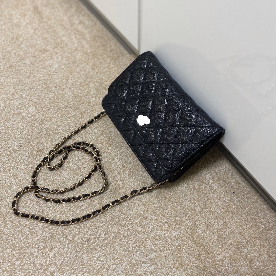 ショルダーバッグ【11/25までの限定値下げ】CHANEL