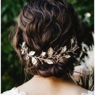 ウエディングドレス  ヘアアクセ  ゴールドブライダルヘッドアクリーフ