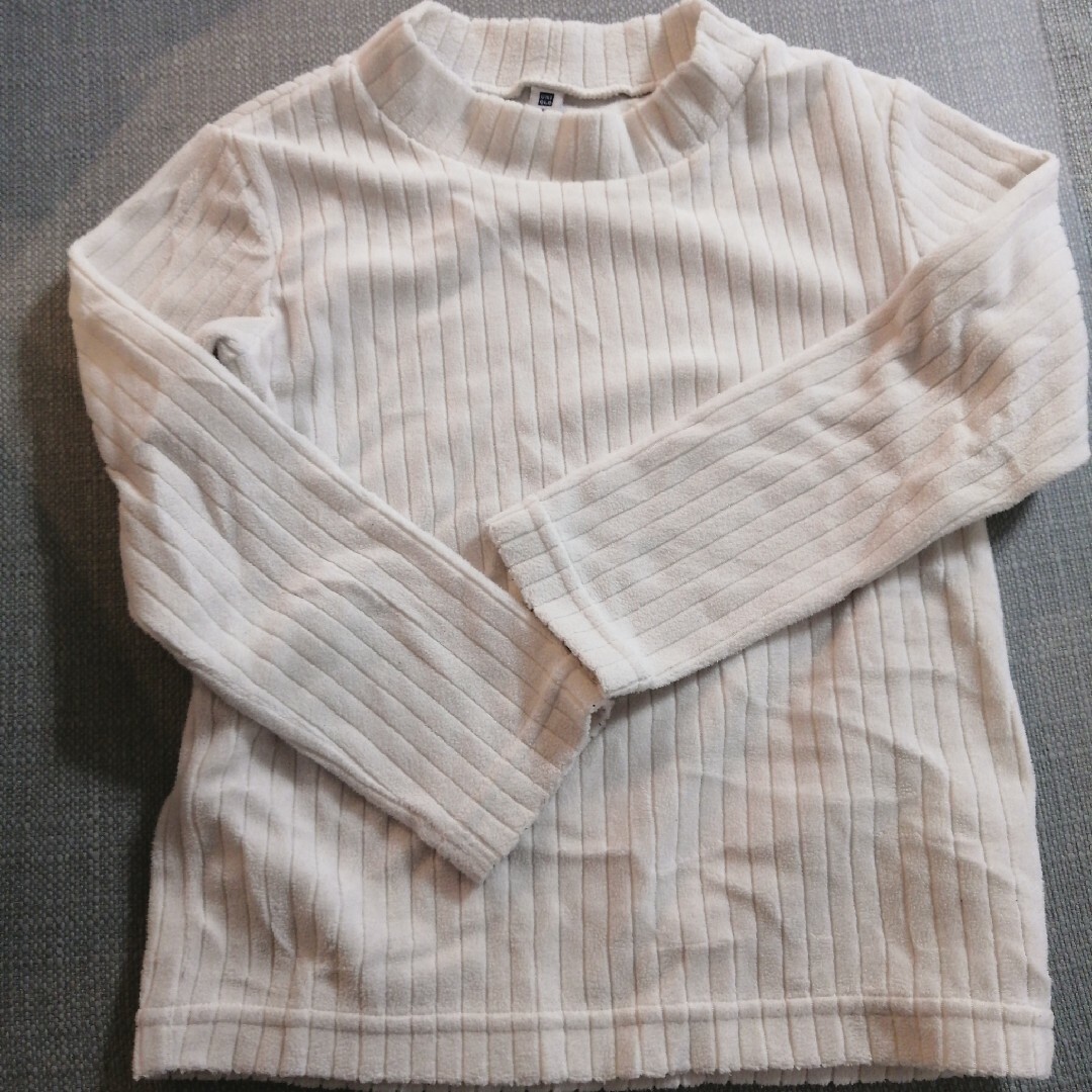 UNIQLO(ユニクロ)のユニクロ　リブ　長袖 キッズ/ベビー/マタニティのキッズ服女の子用(90cm~)(Tシャツ/カットソー)の商品写真