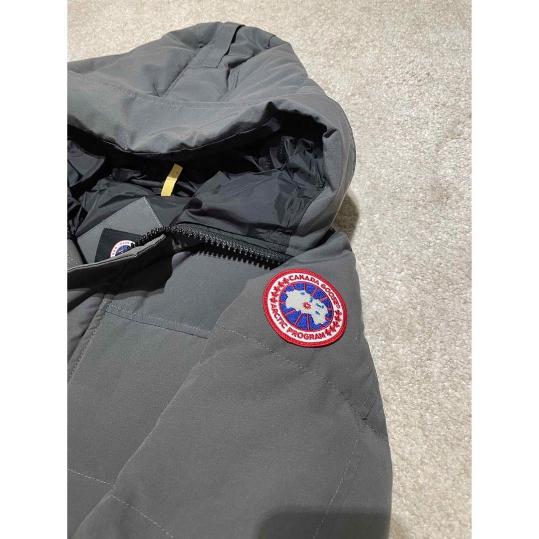 CANADA GOOSE(カナダグース)の明日まで大幅お値下げ❗️美品❗️カナダグース❗️ダウン レディースのジャケット/アウター(ダウンジャケット)の商品写真