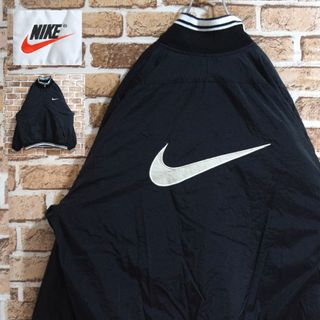 【ハーフジップ、センター刺繍ロゴ】NIKEナイロンジャケットかぶり黒M長袖