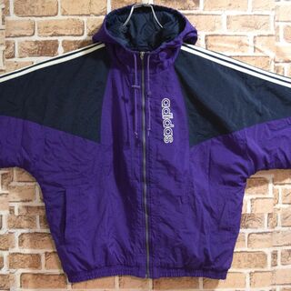 《アディダス》刺繍ロゴ　紫×黒　XL　フード付き　厚手ナイロンジャケット