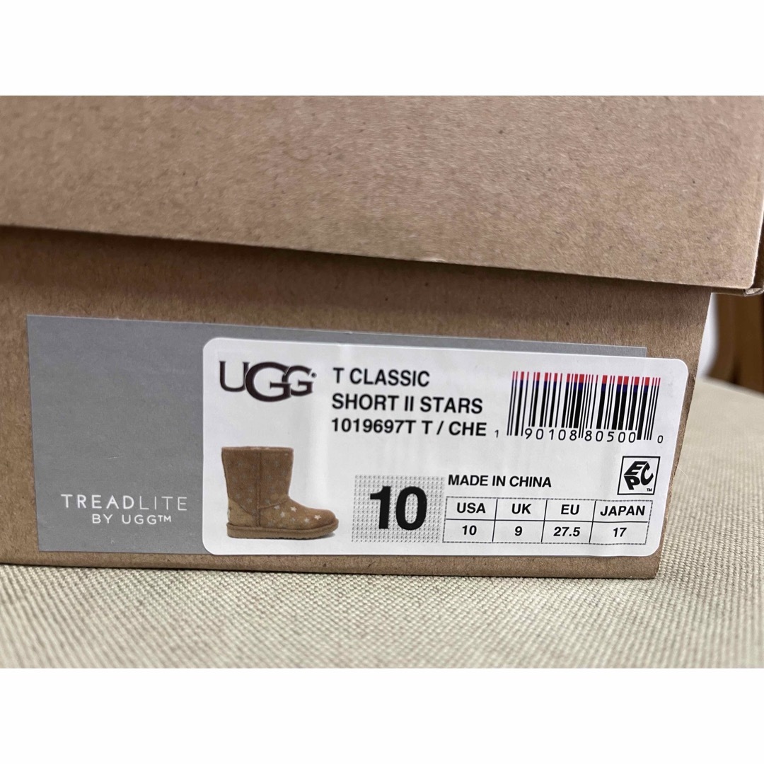 UGG(アグ)のUGG クラッシックショート　STARS 17cm キッズ/ベビー/マタニティのキッズ靴/シューズ(15cm~)(ブーツ)の商品写真