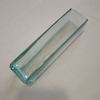 バリガラス 花瓶(花瓶)