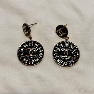 CHANEL(シャネル) ココマークスクエアピアス アクセサリー メタル シルバー銀 ガンメタル金具 F20S刻印 レディース 40802071600【アラモード】