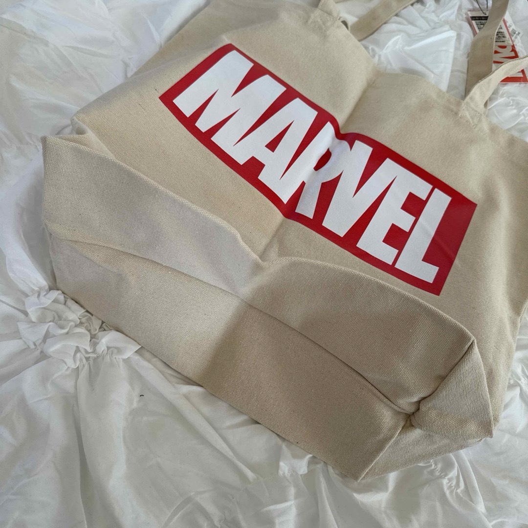 MARVEL(マーベル)のMARVEL トートバッグ 生成 マーベル メンズのバッグ(トートバッグ)の商品写真