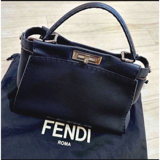 フェンディ(FENDI)のフェンディ  セレリア　ピーカブー　ブラック　黒(ハンドバッグ)