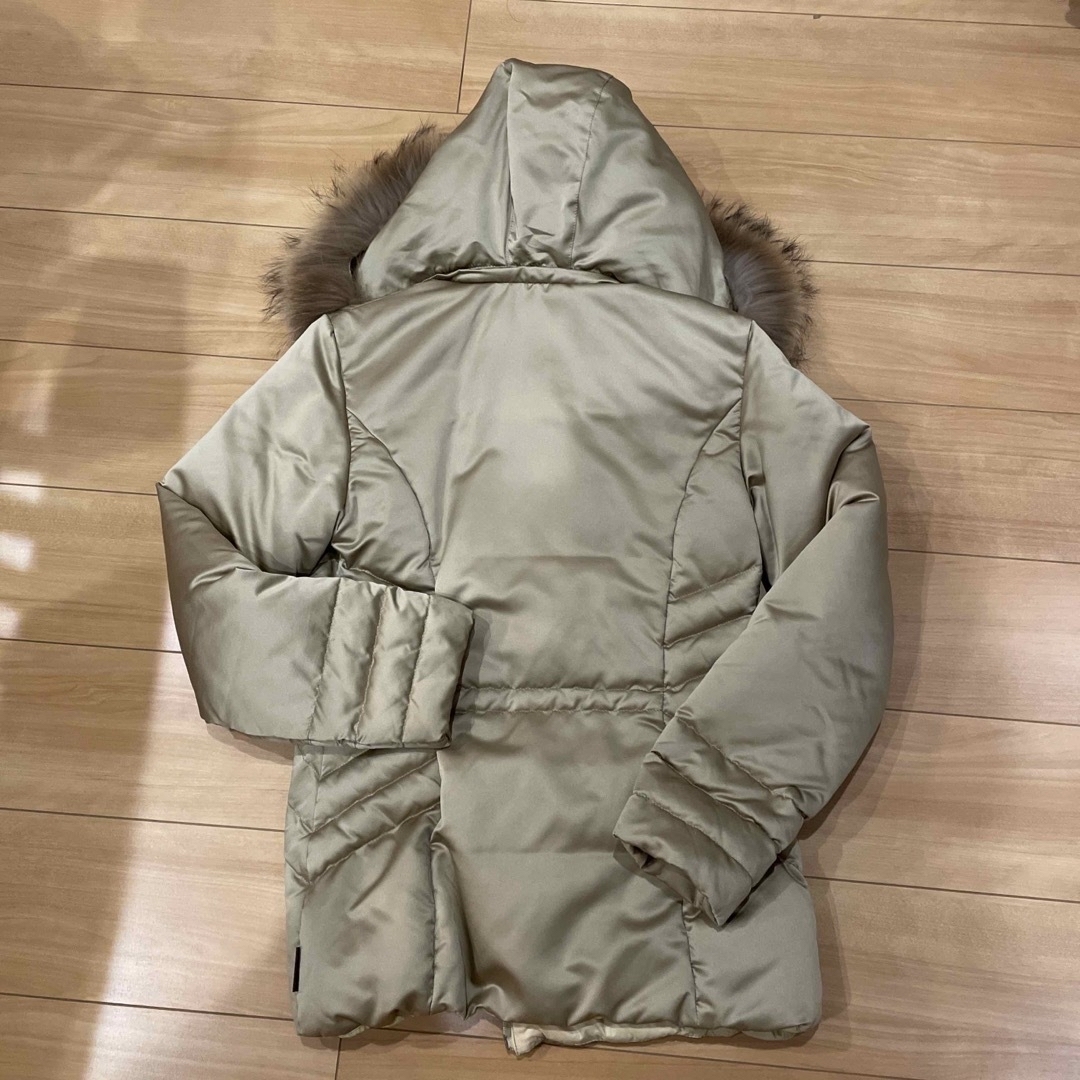 MONCLER(モンクレール)の【kmnrd様専用】モンクレール　ダウンジャケット レディースのジャケット/アウター(ダウンジャケット)の商品写真