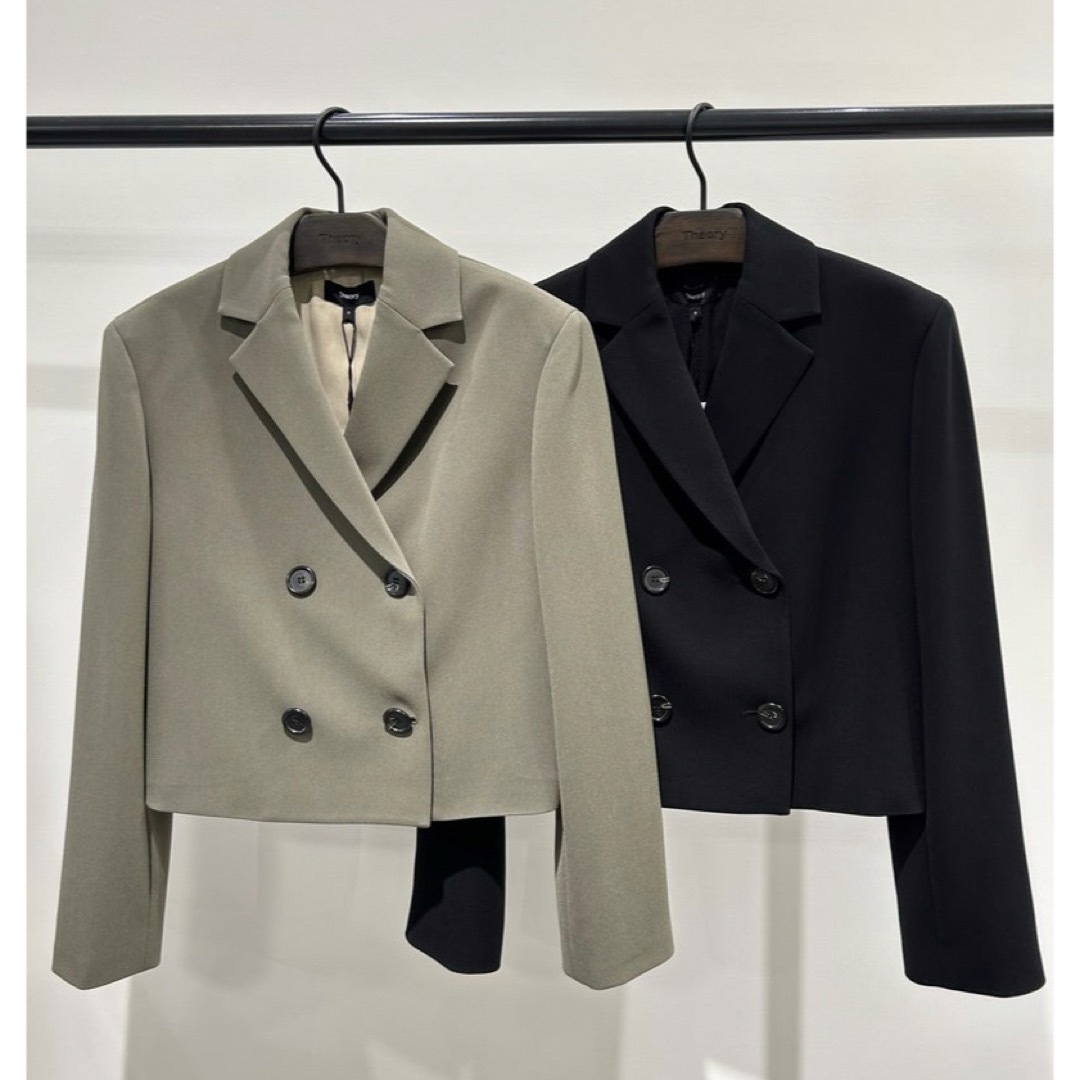 Theory - Theory 23aw クロップド丈ダブルジャケットの通販 by Theory - Theory 23aw クロップド丈ダブルジャケットの通販 by