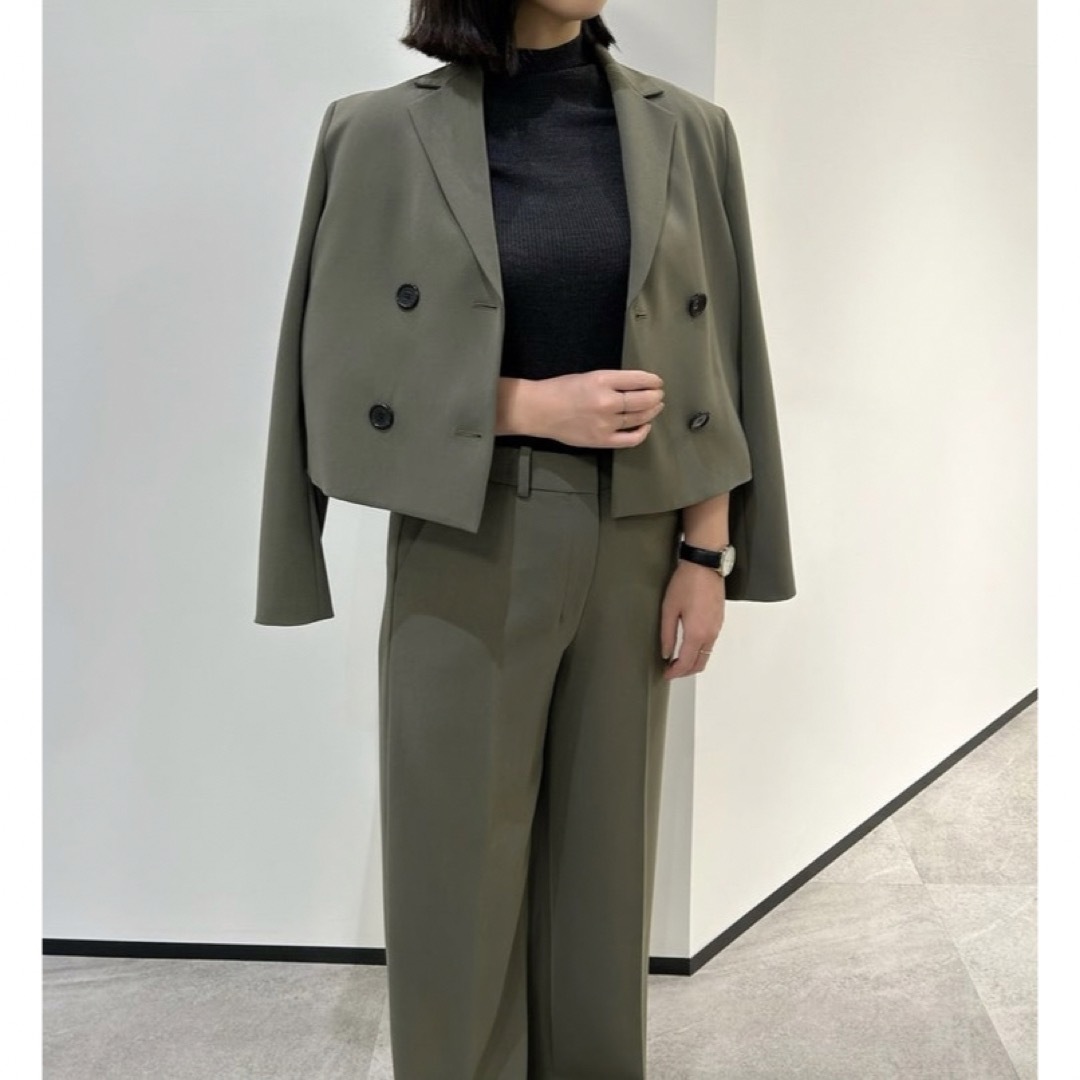 Theory - Theory 23aw クロップド丈ダブルジャケットの通販 by Theory - Theory 23aw クロップド丈ダブルジャケットの通販 by