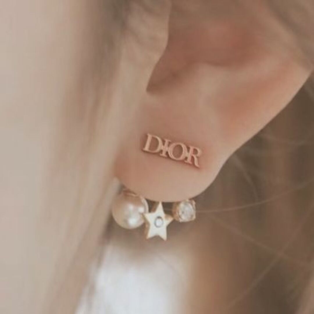 Christian Dior(クリスチャンディオール)の●新品/正規品● Dior DIO(R)EVOLUTION ピアス レディースのアクセサリー(ピアス)の商品写真